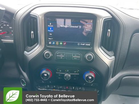 Used 2020 Chevrolet Silverado 1500 LT Trail Boss AWD/4WD image 18