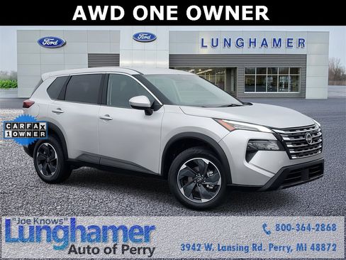 Used 2025 Nissan Rogue SV image 1