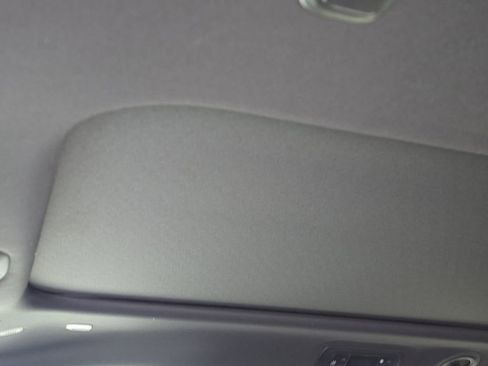 New 2026 Chrysler Pacifica Limited w/ Uconnect Theater Family Group image 24