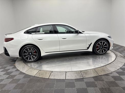 New 2025 BMW i4 xDrive40i w/ M Sport Package image 17