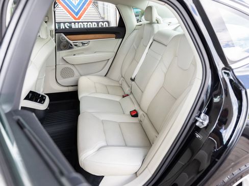 Used 2017 Volvo S90 T6 Inscription w/ Vision Package image 27