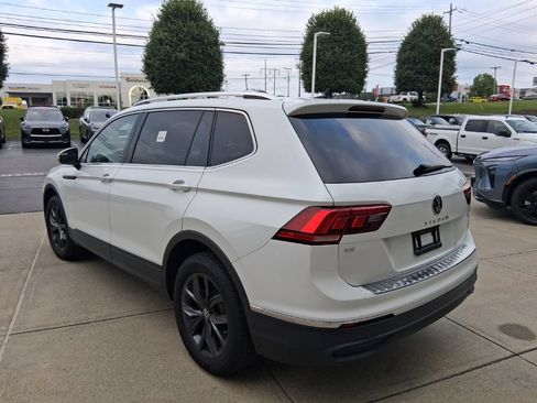 Used 2023 Volkswagen Tiguan SE AWD/4WD image 5