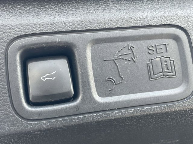 Used 2022 Ford Expedition XLT AWD/4WD image 11