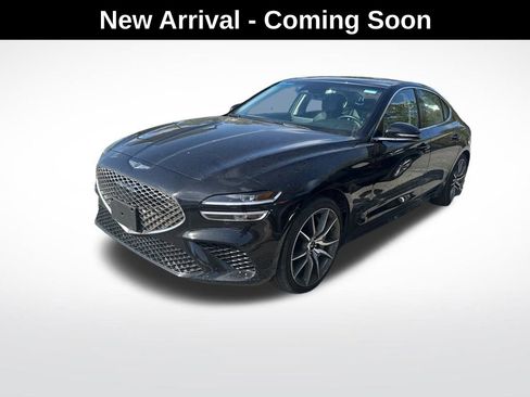 Used 2025 Genesis G70 2.5T image 1