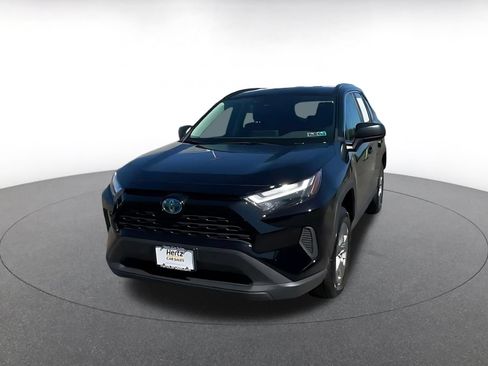 Used 2024 Toyota RAV4 LE AWD/4WD image 6