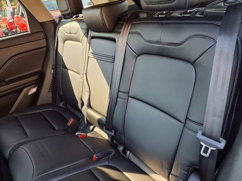 New 2026 Lincoln Corsair Premiere FWD image 11