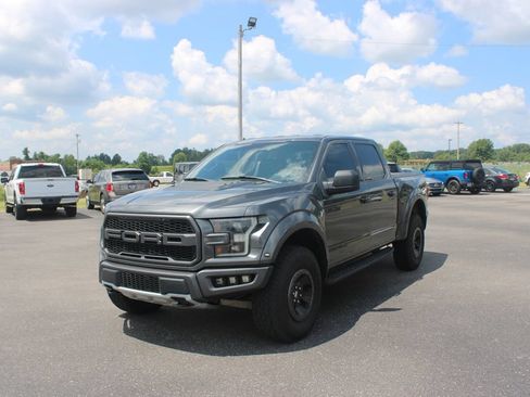 Used 2017 Ford F150 Raptor AWD/4WD image 4