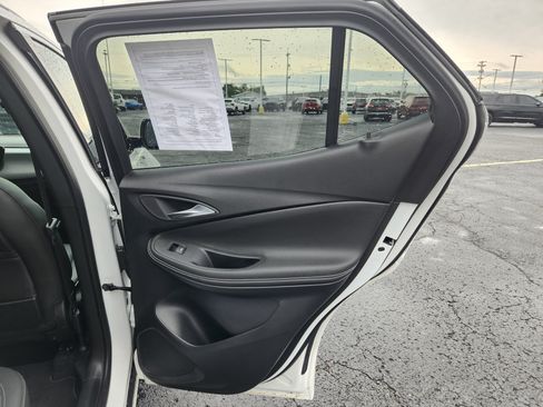 Used 2025 Buick Encore GX Avenir w/ Avenir Technology Package AWD/4WD image 44
