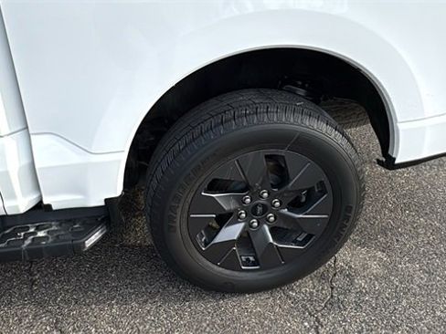 Used 2022 Ford F150 Lightning Lariat w/ Equipment Group 511A High image 26