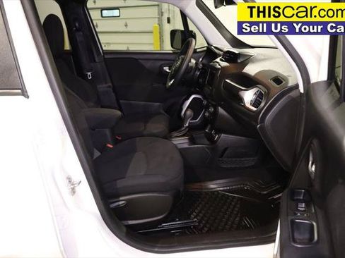 Used 2019 Jeep Renegade Sport w/ UConnect 7.0 Group FWD image 27
