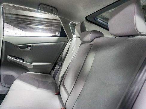 Used 2013 Toyota Prius Three image 19