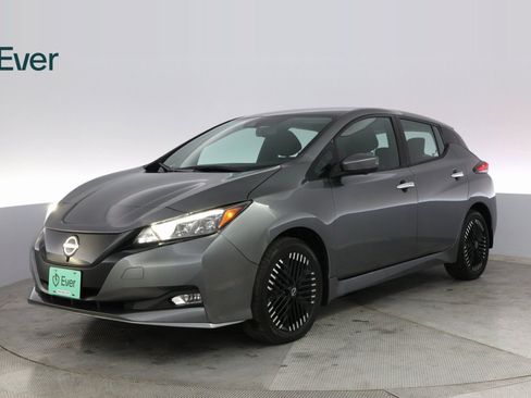 Used 2024 Nissan Leaf SV Plus image 2