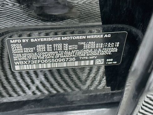 Used 2025 BMW X1 xDrive28i AWD/4WD image 12