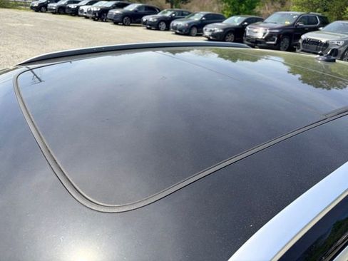 Certified 2025 Audi Q3 2.0T Premium w/ Convenience Package AWD/4WD image 6