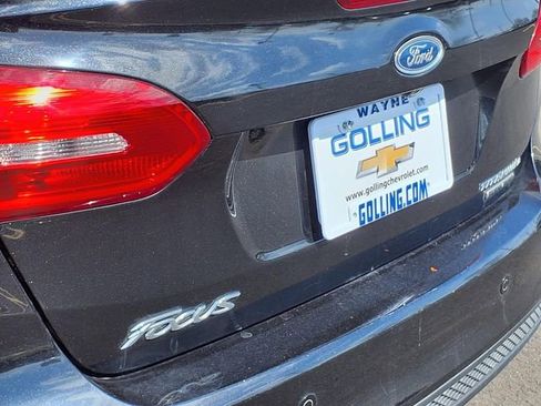 Used 2015 Ford Focus Titanium w/ Titanium Cold Weather Package FWD image 24