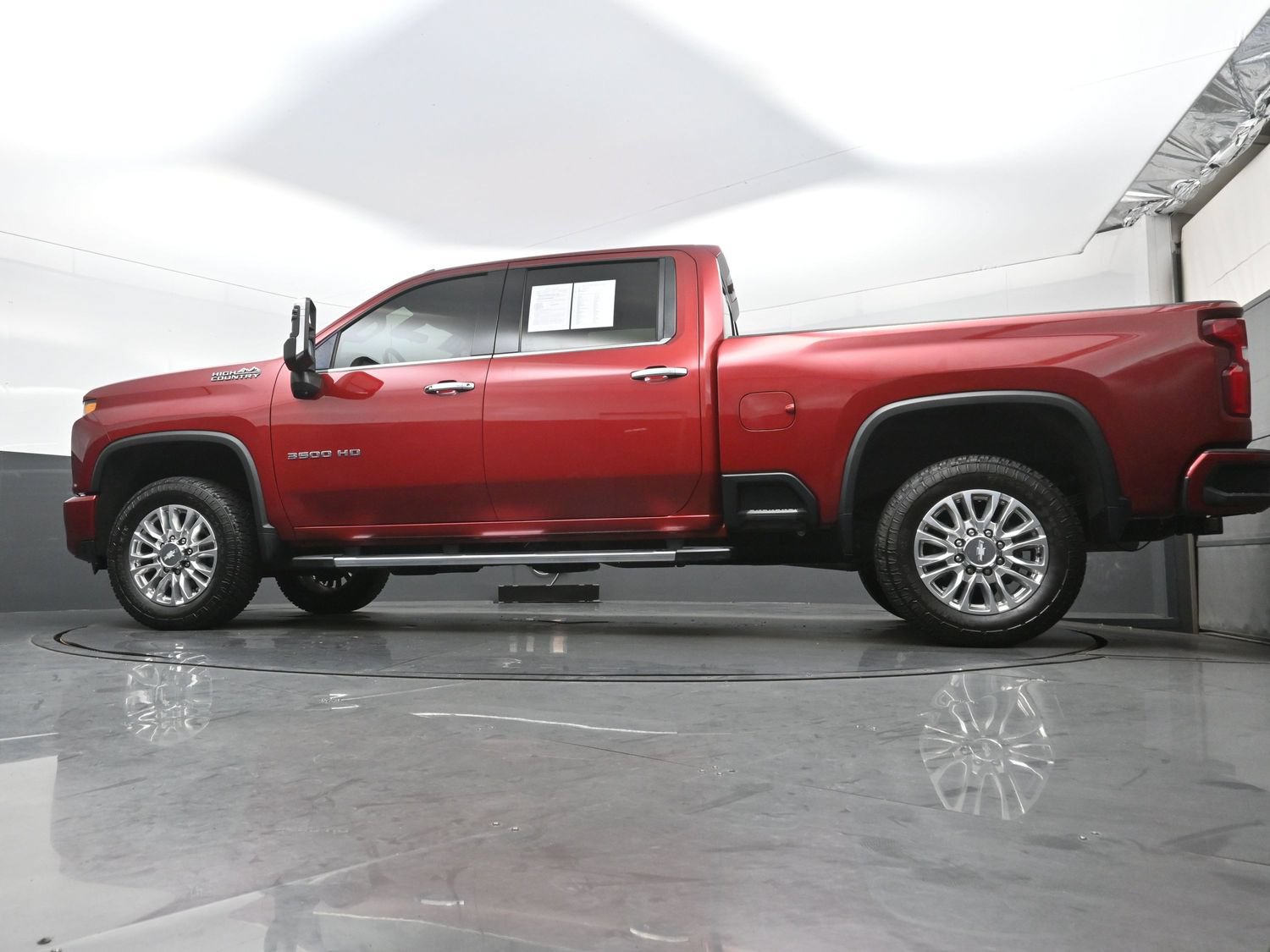Used 2020 Chevrolet Silverado 3500 High Country w/ Technology Package AWD/4WD image 31
