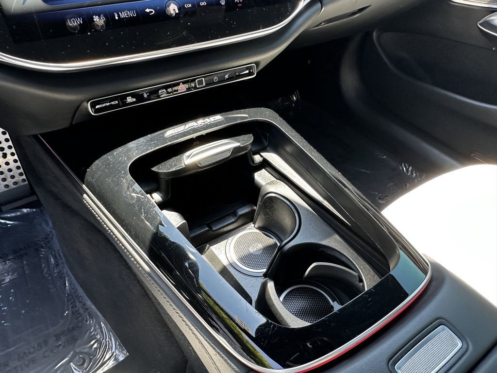 Certified 2025 Mercedes-Benz E 53 AMG e 4MATIC Sedan image 32