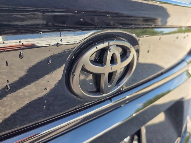 Used 2025 Toyota Corolla LE FWD image 14