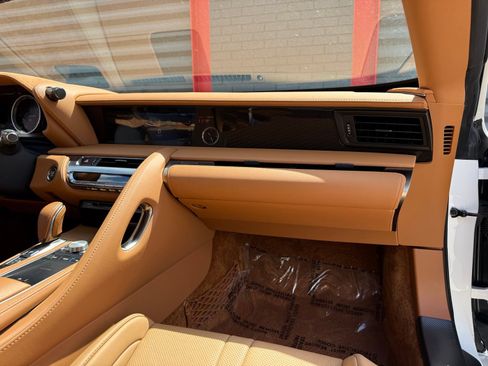 Used 2021 Lexus LC 500 Convertible w/ Touring Package RWD image 40