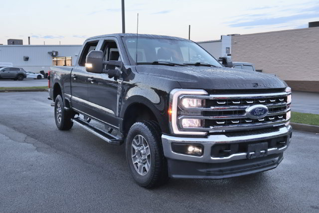 Used 2024 Ford F250 Lariat AWD/4WD image 8