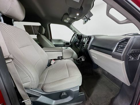 Used 2016 Ford F150 XLT AWD/4WD image 32