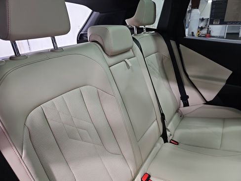 Certified 2025 BMW X3 xDrive30 w/ Premium Package AWD/4WD image 13