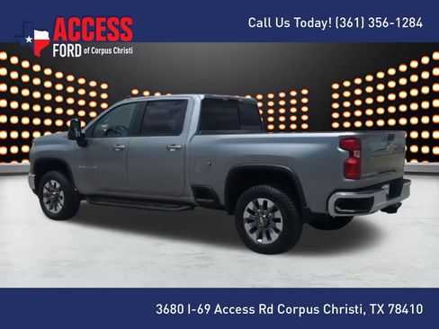 Used 2025 Chevrolet Silverado 2500 LT AWD/4WD image 6