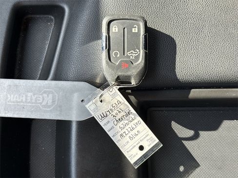 Used 2021 Chevrolet Silverado 1500 RST w/ LPO, Dark Essentials Package image 17