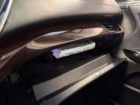 Used 2013 Toyota Avalon XLE Touring FWD image 38