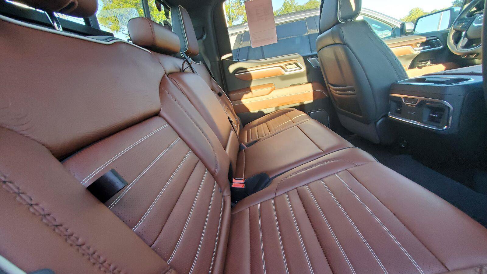 Used 2026 GMC Sierra 1500 Denali Ultimate AWD/4WD image 6