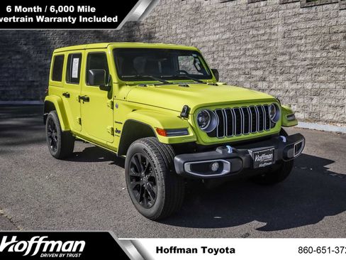 Used 2024 Jeep Wrangler Unlimited Sahara image 1