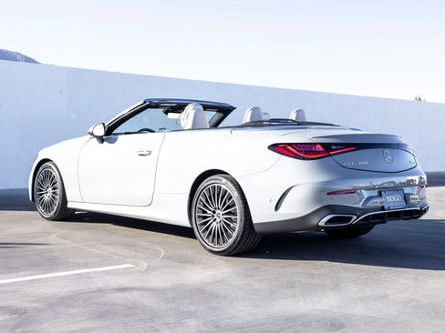 Used 2026 Mercedes-Benz CLE 300 4MATIC Cabriolet image 2