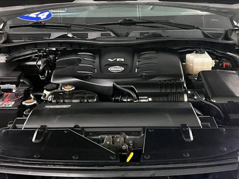 Used 2024 Nissan Armada SL image 32