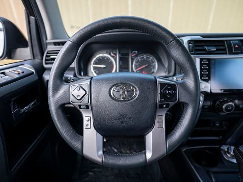 Used 2023 Toyota 4Runner TRD Sport image 18