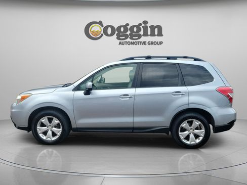 Used 2014 Subaru Forester 2.5i Premium w/ All-Weather Package image 3