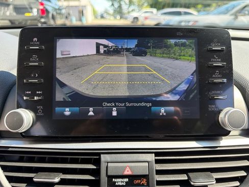 Used 2022 Honda Accord EX-L image 34