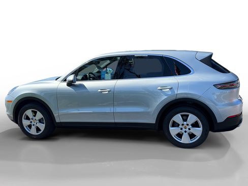 Used 2021 Porsche Cayenne AWD/4WD image 2