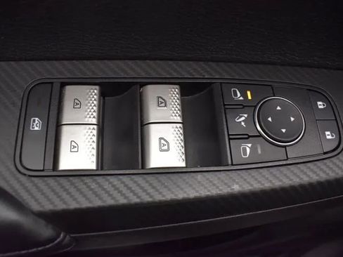 Used 2024 Mitsubishi Outlander Ralliart AWD/4WD image 21