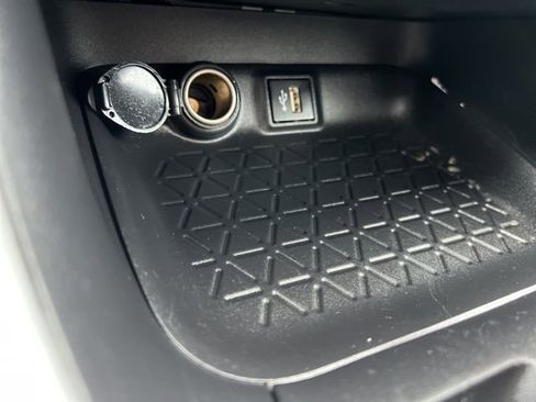 Used 2024 Toyota RAV4 XLE image 29