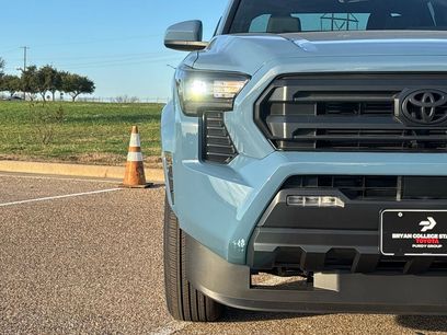 New 2026 Toyota Tacoma SR5