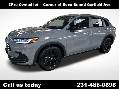 Used 2024 Honda HR-V Sport image 1