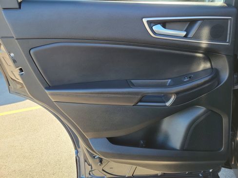 Used 2023 Ford Edge SEL AWD/4WD image 10