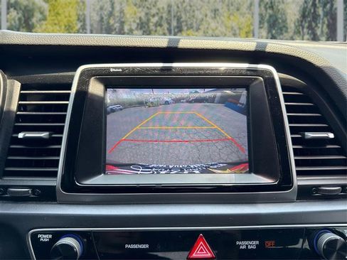 Used 2018 Hyundai Sonata SE FWD image 25