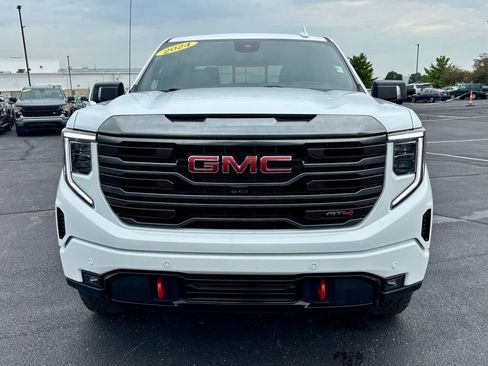 Used 2024 GMC Sierra 1500 AT4 w/ Technology Package AWD/4WD image 10
