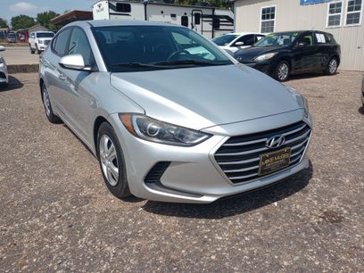 Used 2018 Hyundai Elantra SE