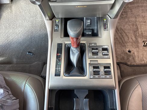 Used 2013 Lexus GX 460 Premium AWD/4WD image 25