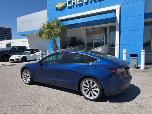 Used 2020 Tesla Model 3 image 8