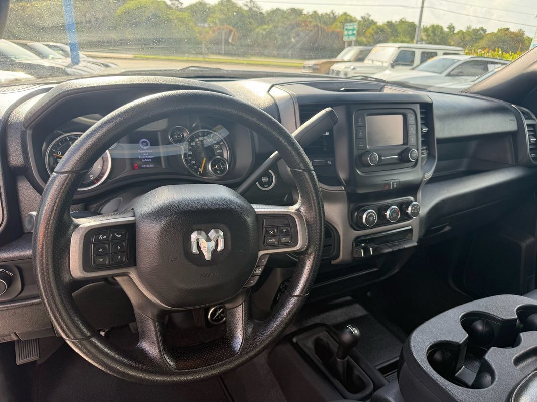 Used 2022 RAM 3500 Tradesman AWD/4WD image 17