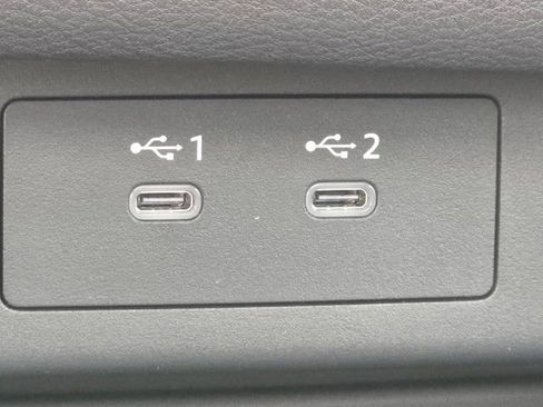 New 2025 Nissan Rogue SL w/ Tech Package image 9