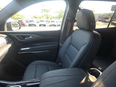 Used 2026 Chevrolet Traverse LT AWD/4WD image 27
